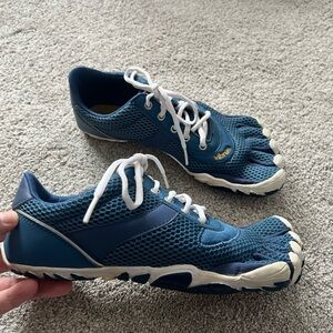 Vibram Fivefingers Bikila Men’s 42 Running Minimalist Shoes Lace Up Sneakers